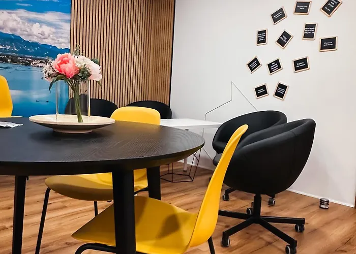 Auberge de jeunesse Lesce-bled *